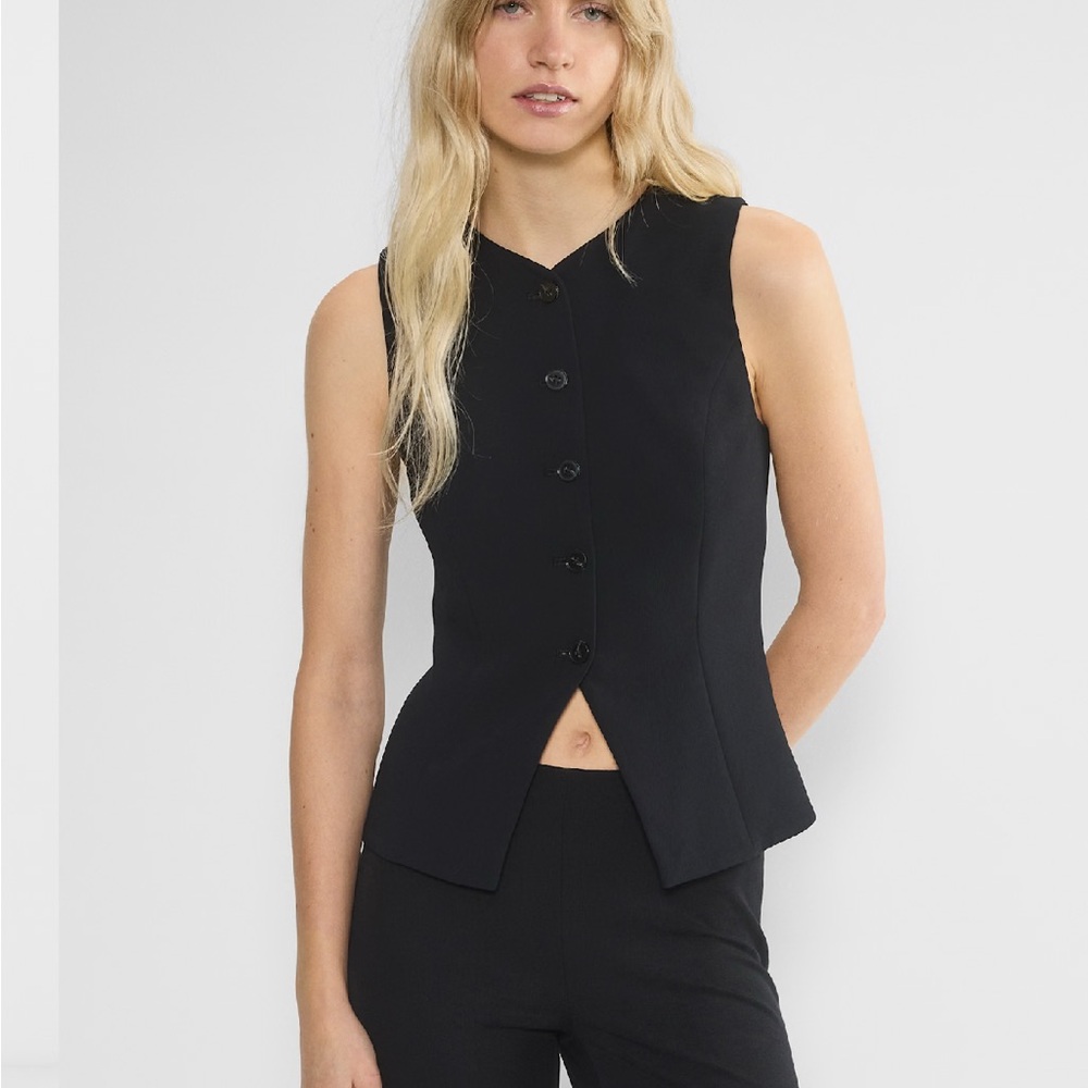 Wilfred Black Sleeveless Top
